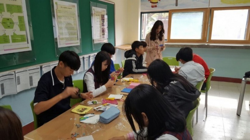 77b0d8f67ace7f758bfe50e7f92cc0bc_1484014