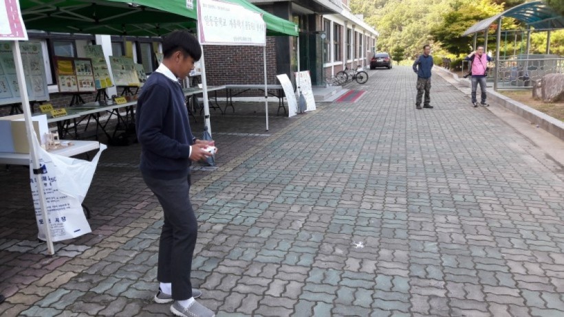 77b0d8f67ace7f758bfe50e7f92cc0bc_1484014