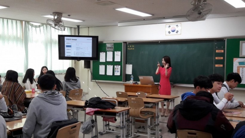 77b0d8f67ace7f758bfe50e7f92cc0bc_1484014