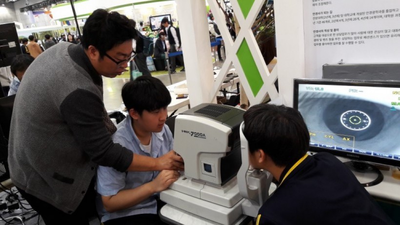 77b0d8f67ace7f758bfe50e7f92cc0bc_1484015