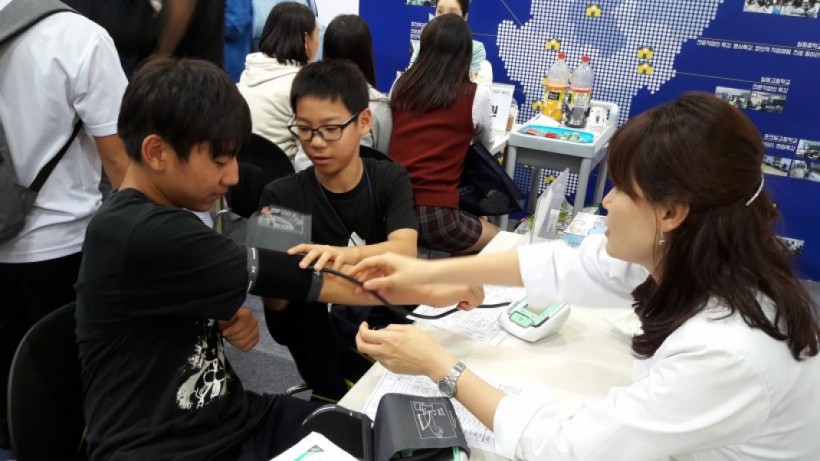 77b0d8f67ace7f758bfe50e7f92cc0bc_1484015