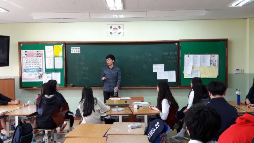 77b0d8f67ace7f758bfe50e7f92cc0bc_1484015