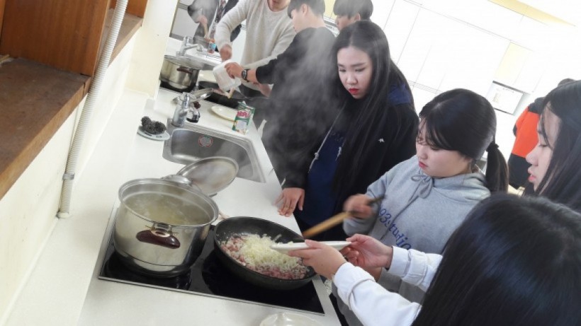 77b0d8f67ace7f758bfe50e7f92cc0bc_1484020