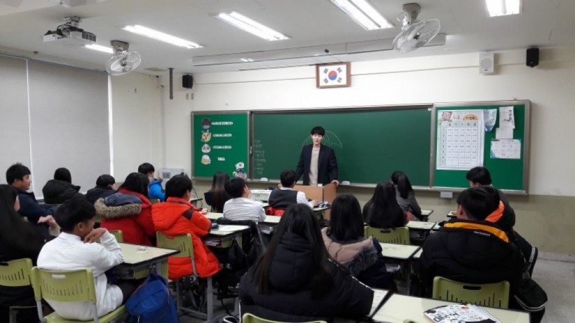 77b0d8f67ace7f758bfe50e7f92cc0bc_1484021