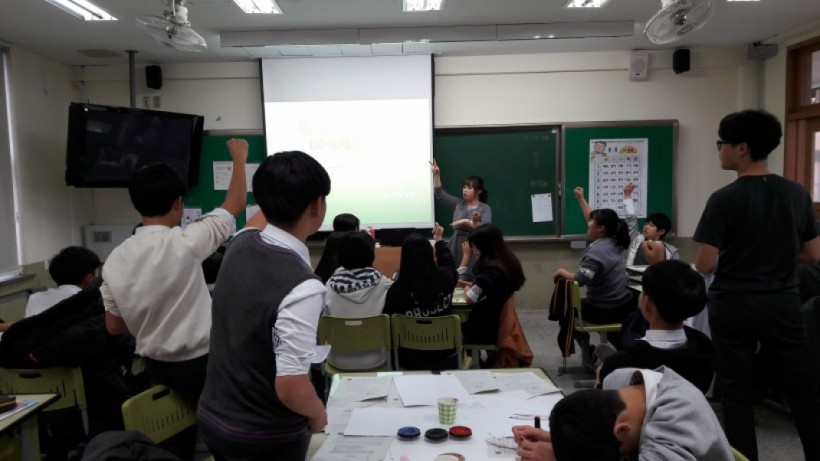 77b0d8f67ace7f758bfe50e7f92cc0bc_1484021