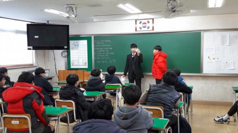 77b0d8f67ace7f758bfe50e7f92cc0bc_1484022