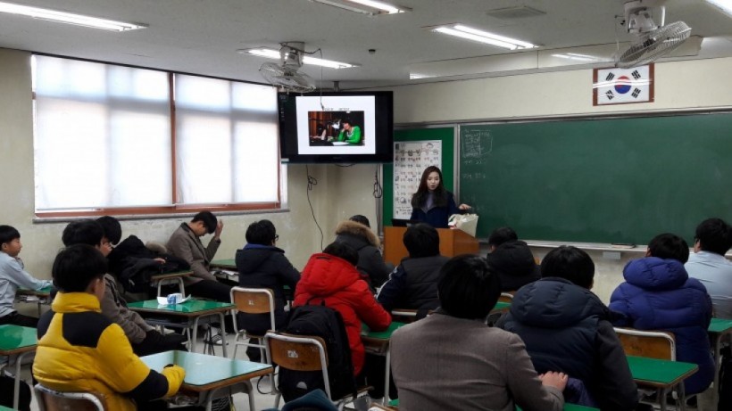 77b0d8f67ace7f758bfe50e7f92cc0bc_1484022