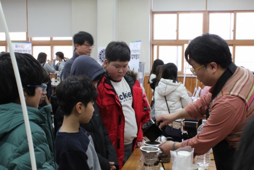 77b0d8f67ace7f758bfe50e7f92cc0bc_1484027