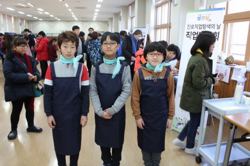 77b0d8f67ace7f758bfe50e7f92cc0bc_1484027