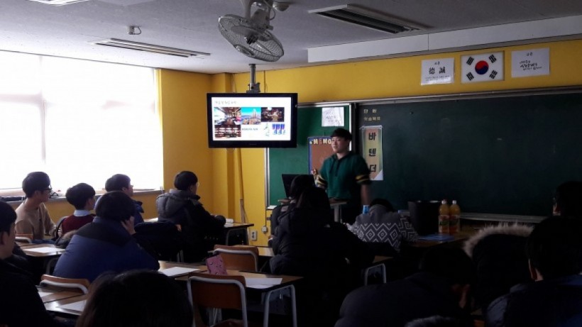 77b0d8f67ace7f758bfe50e7f92cc0bc_1484028