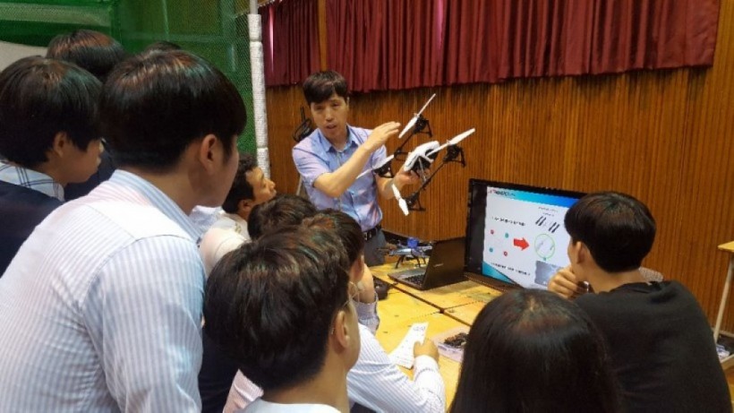 52bb5f967b6f0db6662497a98d12a938_1508491