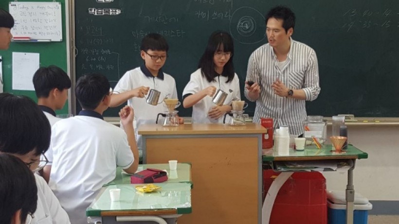 b22603b94ffaec4193eb9f31493c3ac7_1508561