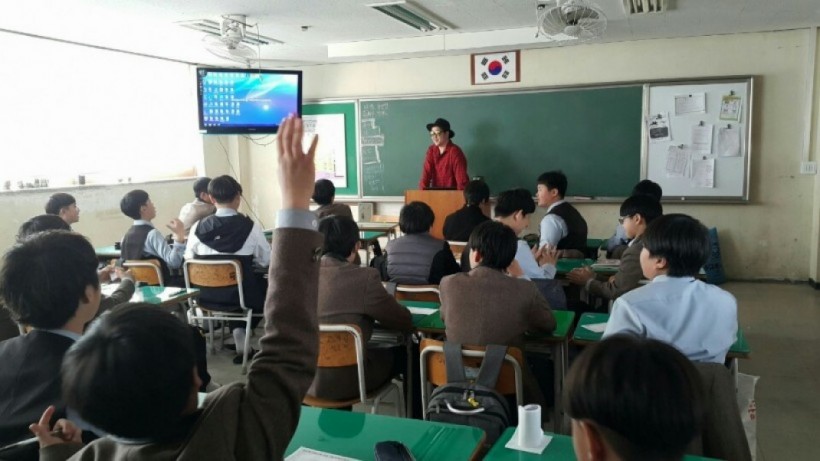 dbbd56d756ea29d47628630d4e38519f_1527050