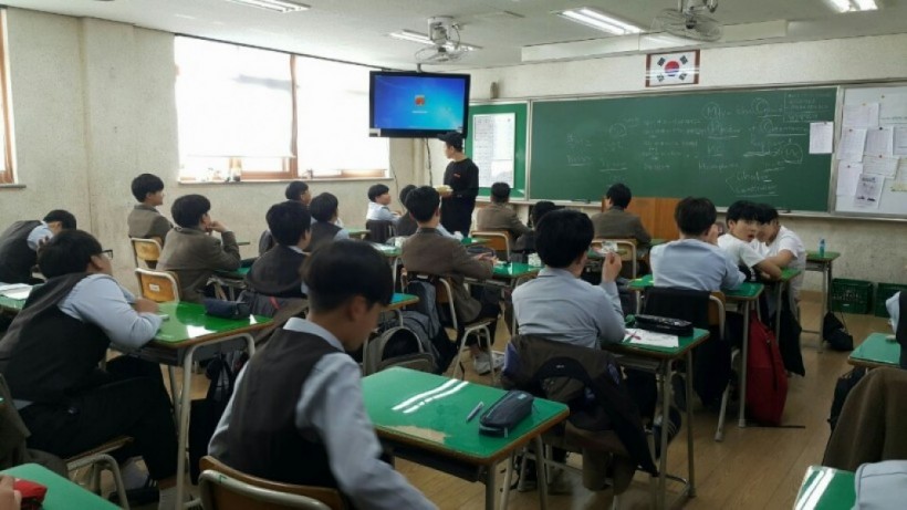 dbbd56d756ea29d47628630d4e38519f_1527050