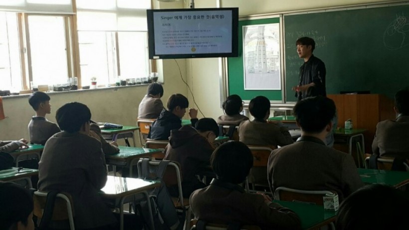 dbbd56d756ea29d47628630d4e38519f_1527050