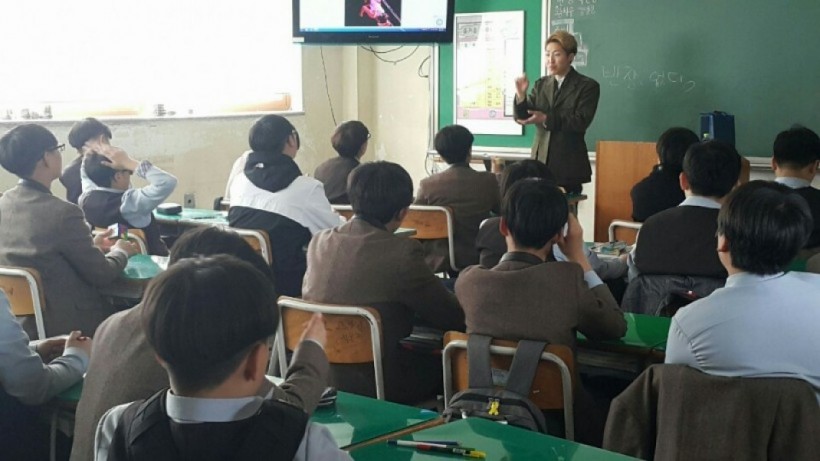 dbbd56d756ea29d47628630d4e38519f_1527050