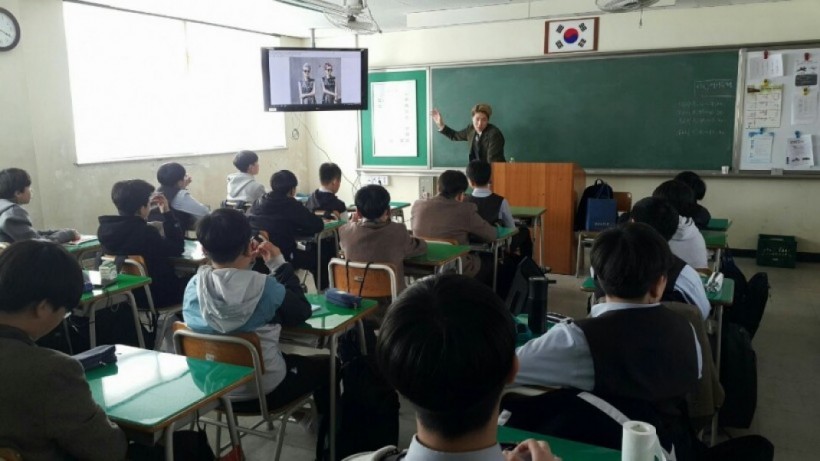 dbbd56d756ea29d47628630d4e38519f_1527050