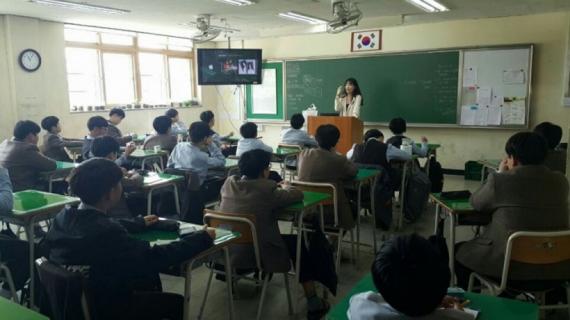 dbbd56d756ea29d47628630d4e38519f_1527051