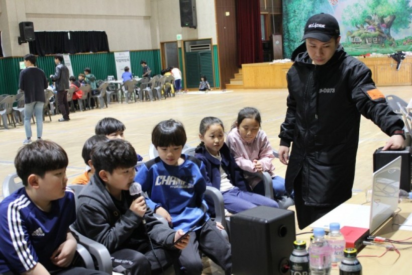 dbbd56d756ea29d47628630d4e38519f_1527052