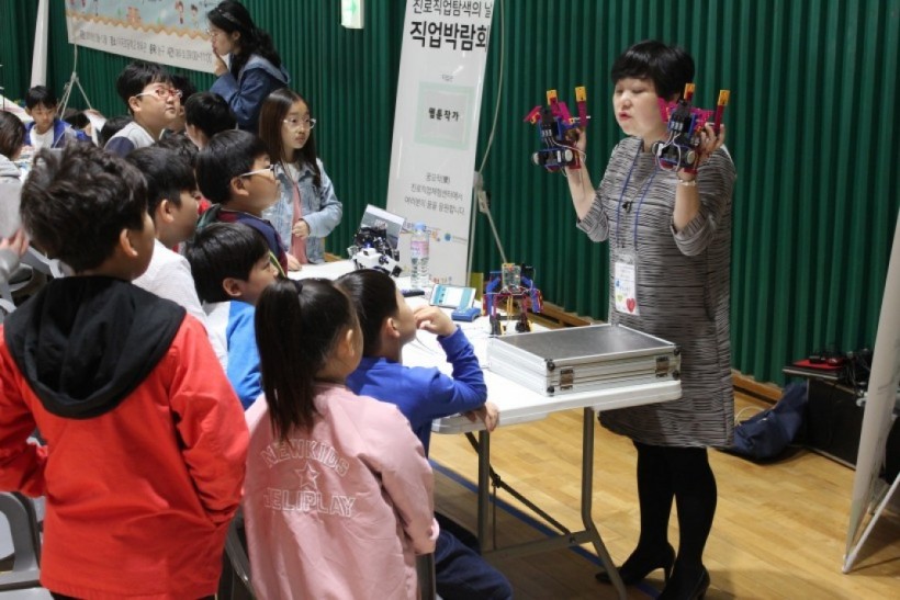 dbbd56d756ea29d47628630d4e38519f_1527052