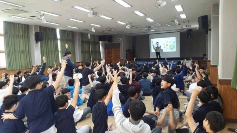 dbbd56d756ea29d47628630d4e38519f_1527053