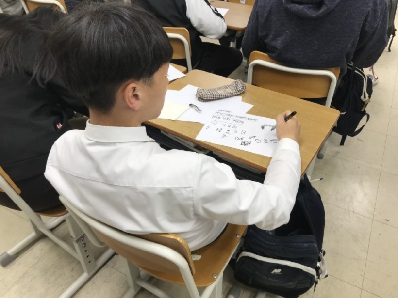 dbbd56d756ea29d47628630d4e38519f_1527054