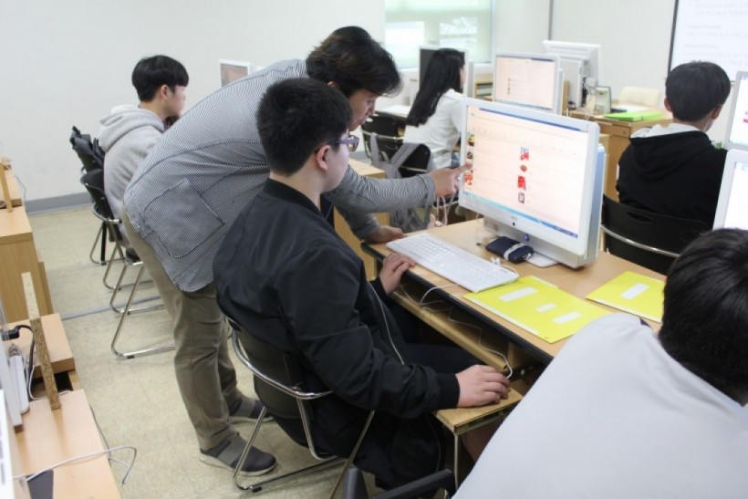 dbbd56d756ea29d47628630d4e38519f_1527054