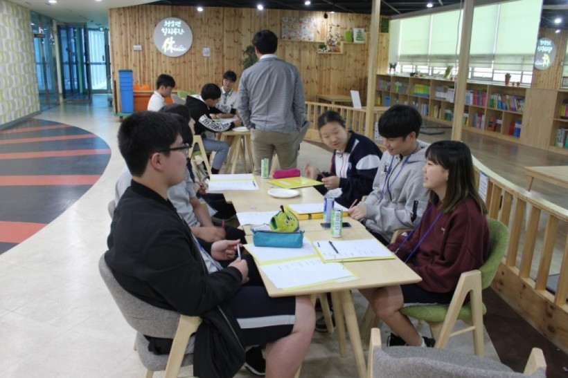 dbbd56d756ea29d47628630d4e38519f_1527054