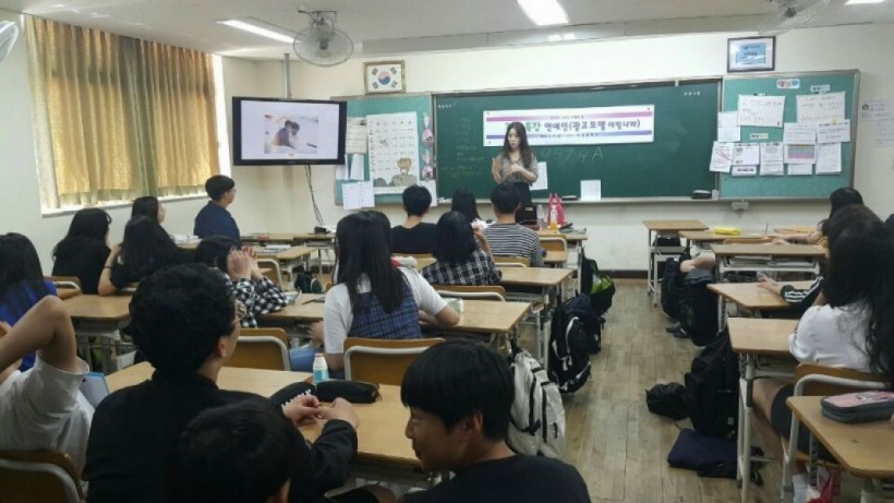 5ebcd9b9bdc93b012d47f27e3d497740_1529726