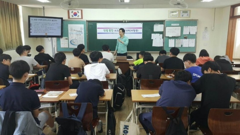 5ebcd9b9bdc93b012d47f27e3d497740_1529726