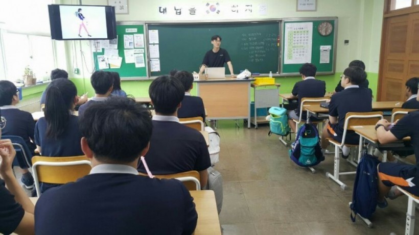 e3f8f988bec56fb47dacc9424812db4e_1541489