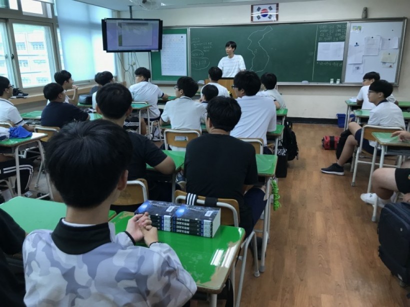 e3f8f988bec56fb47dacc9424812db4e_1541491