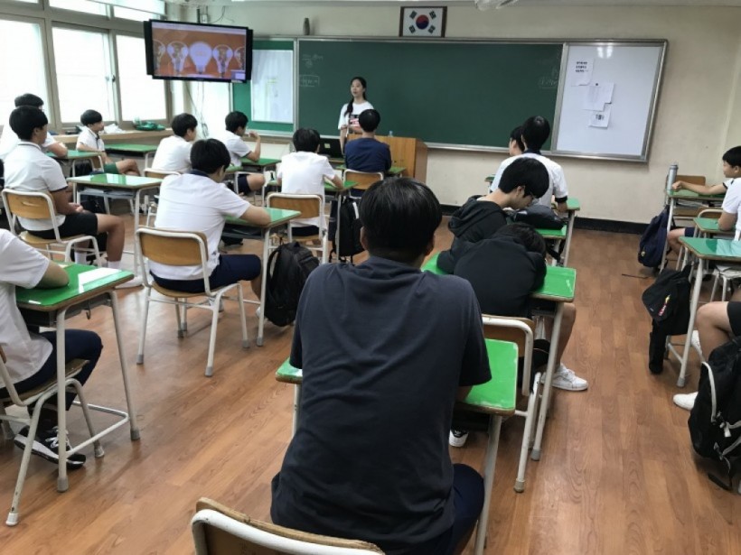 e3f8f988bec56fb47dacc9424812db4e_1541491