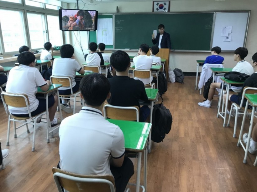 e3f8f988bec56fb47dacc9424812db4e_1541491