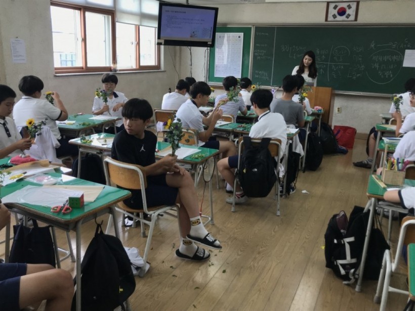 e3f8f988bec56fb47dacc9424812db4e_1541491