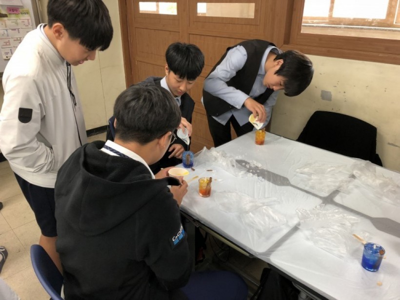 e3f8f988bec56fb47dacc9424812db4e_1541493