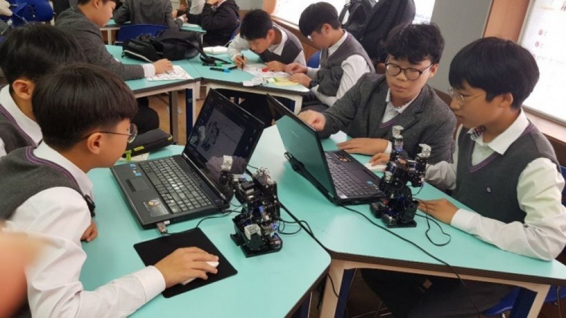 e3f8f988bec56fb47dacc9424812db4e_1541493