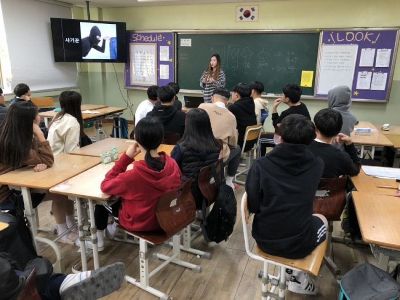 e3f8f988bec56fb47dacc9424812db4e_1541493