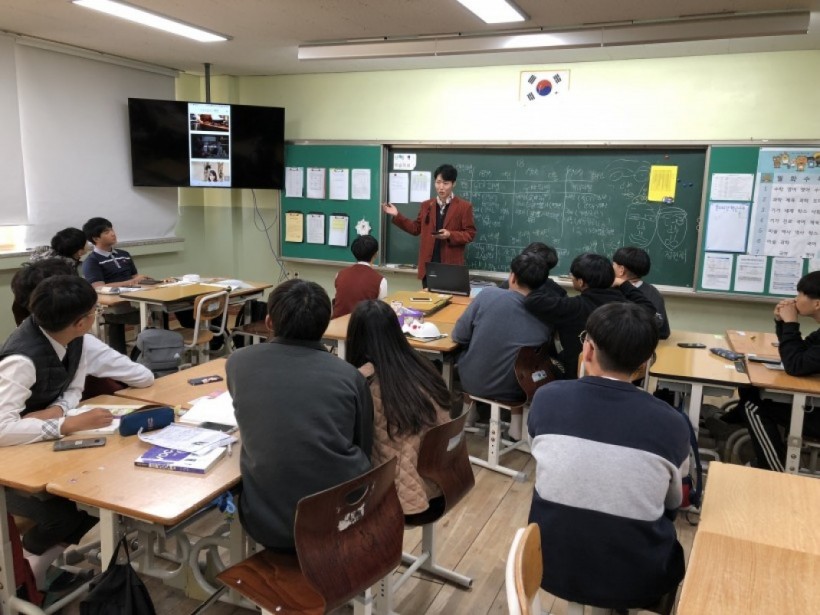 e3f8f988bec56fb47dacc9424812db4e_1541493