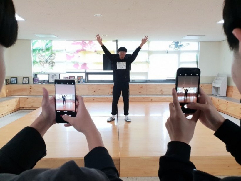 e3f8f988bec56fb47dacc9424812db4e_1541493