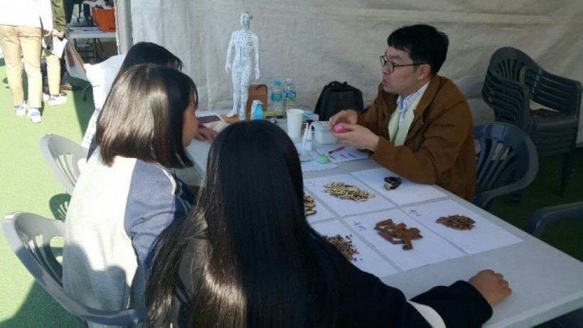 e3f8f988bec56fb47dacc9424812db4e_1541494