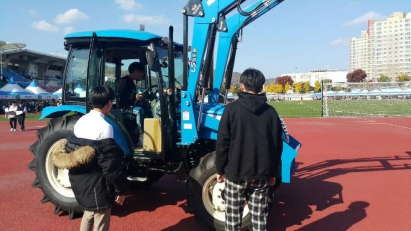 e3f8f988bec56fb47dacc9424812db4e_1541494