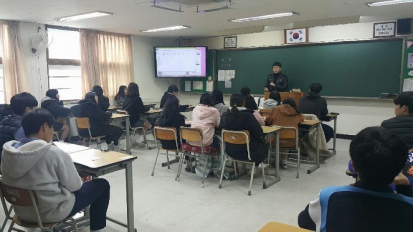 559275622093ecf5903064272c146caa_1547425