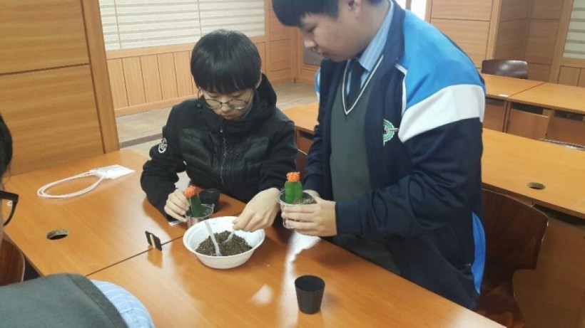 559275622093ecf5903064272c146caa_1547425