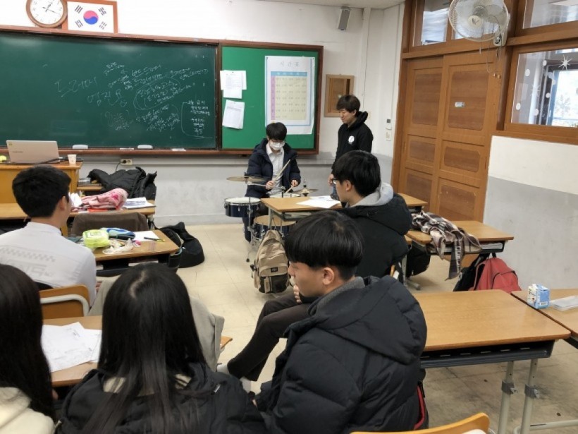 3d1ce7def3491db1db787207b48c44cc_1557465