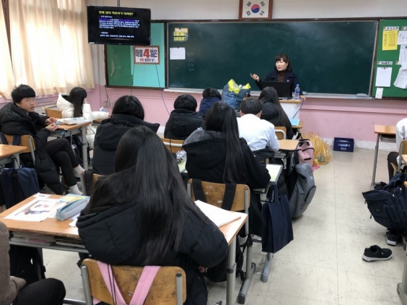 3d1ce7def3491db1db787207b48c44cc_1557465