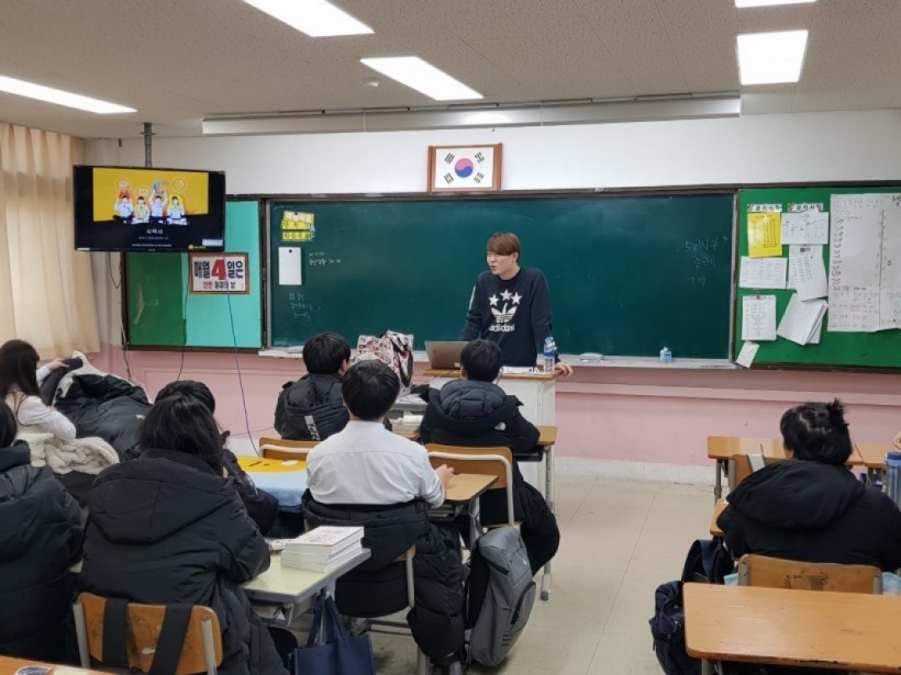 3d1ce7def3491db1db787207b48c44cc_1557467