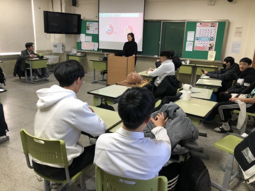 3d1ce7def3491db1db787207b48c44cc_1557468