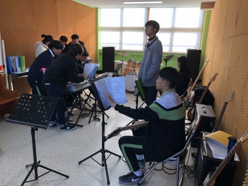 3d1ce7def3491db1db787207b48c44cc_1557469