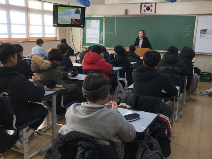 3d1ce7def3491db1db787207b48c44cc_1557470